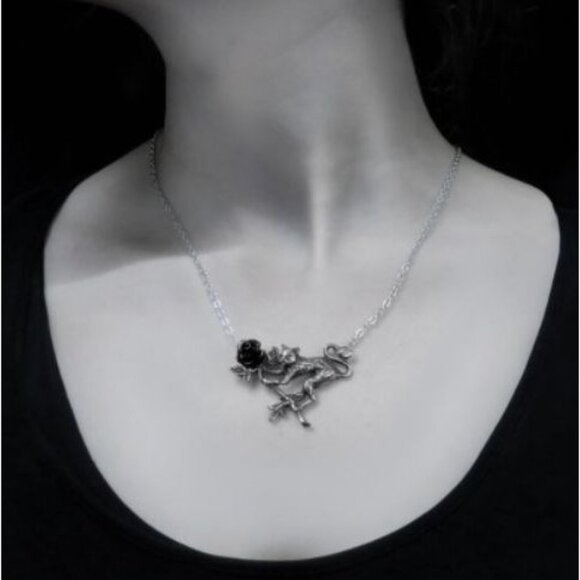 Rosenkatze Pendant – Alchemy Gothic Black Cat ✦ Black Rose ✦ Rare Pewter - Picture 1 of 4
